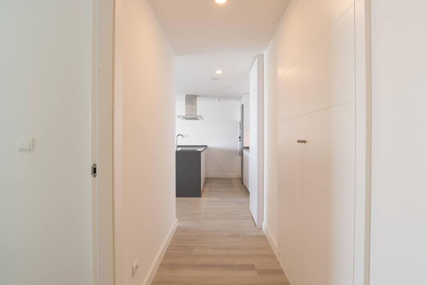 Mediterranean Apartment With Sea Views In מיחאס מראה חיצוני תמונה
