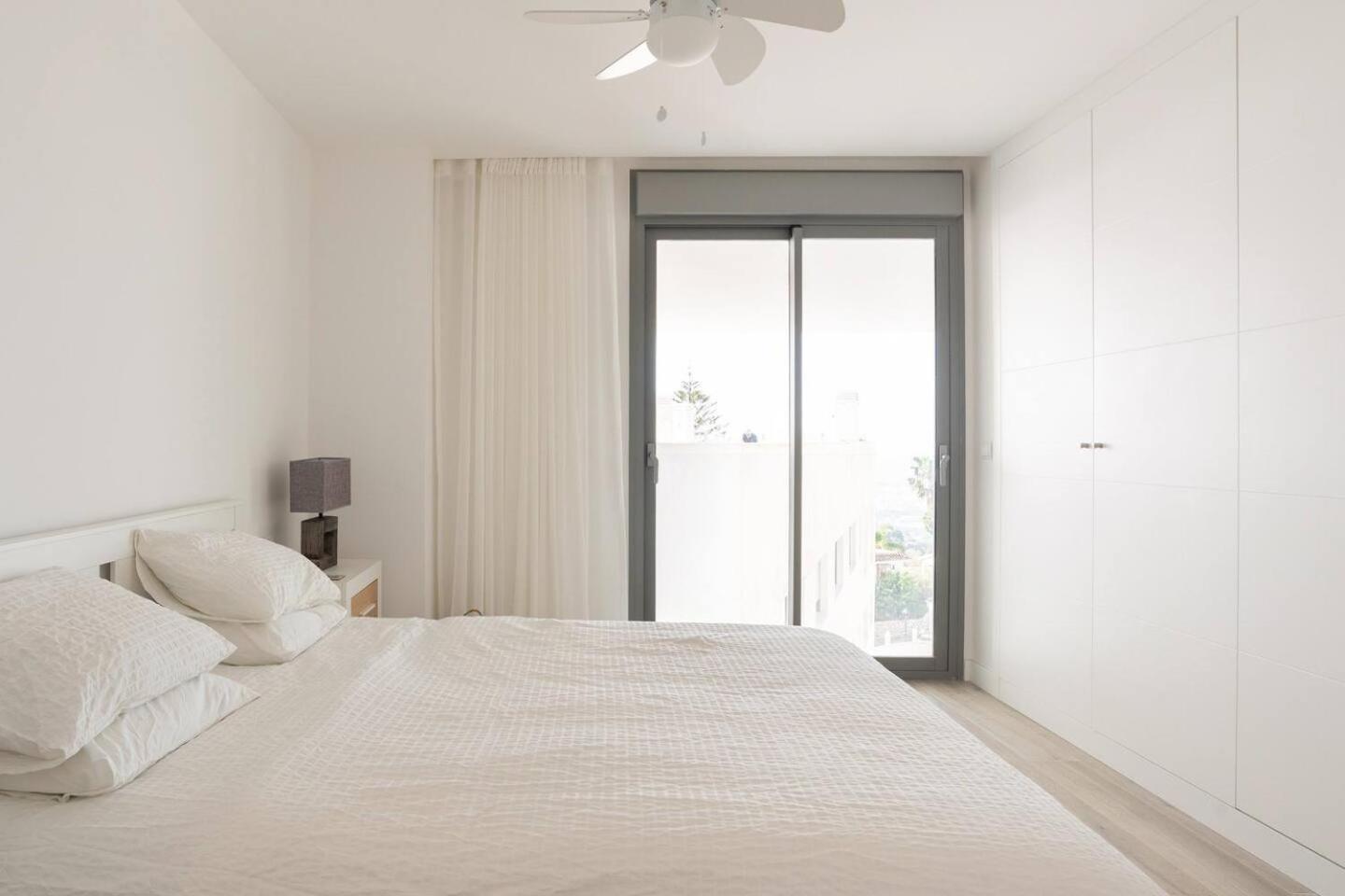 Mediterranean Apartment With Sea Views In מיחאס מראה חיצוני תמונה