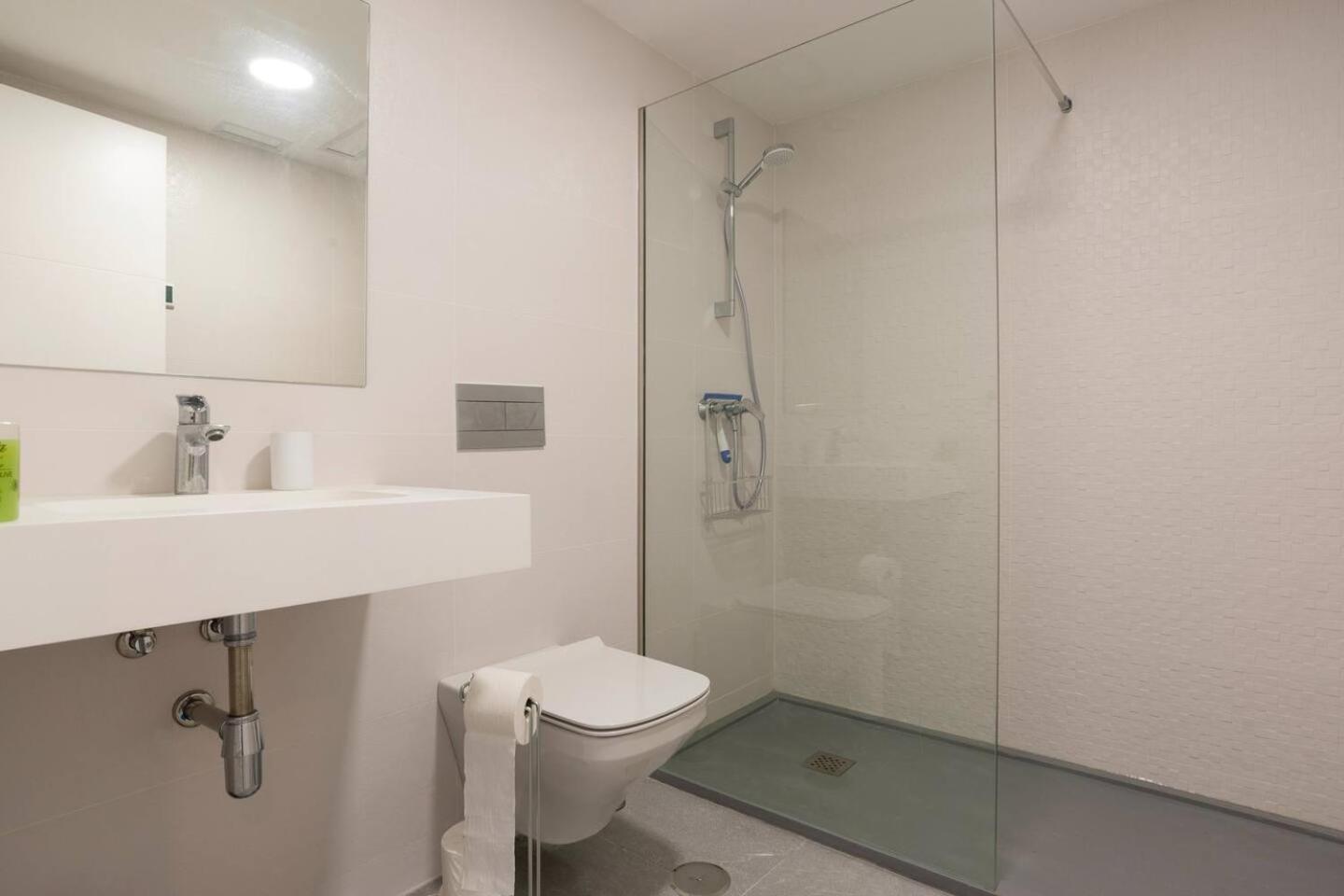 Mediterranean Apartment With Sea Views In מיחאס מראה חיצוני תמונה