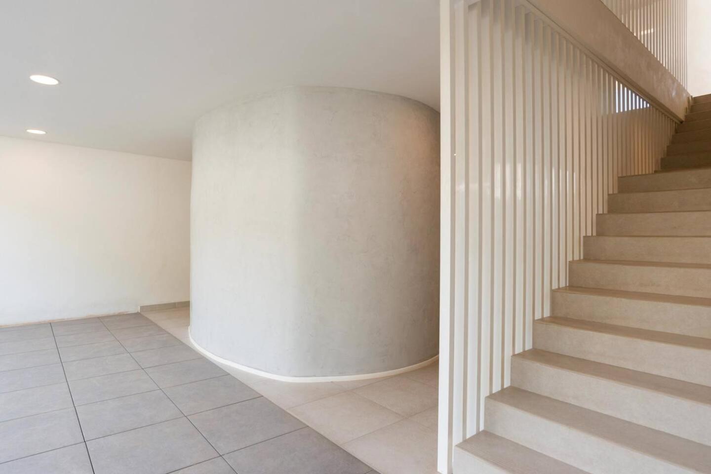 Mediterranean Apartment With Sea Views In מיחאס מראה חיצוני תמונה